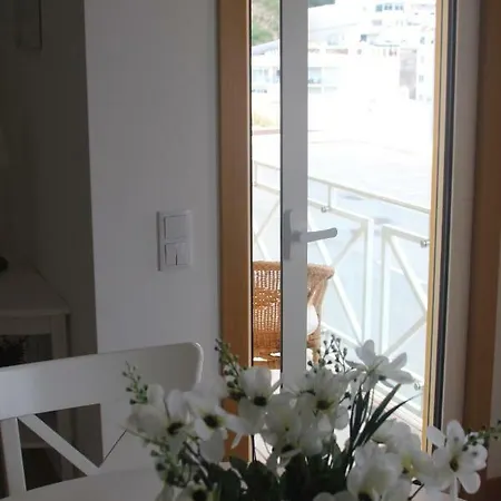 Anna - Maria Албуфейра